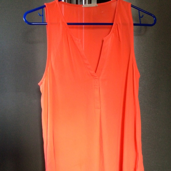 Neon orange top - Picture 1 of 1
